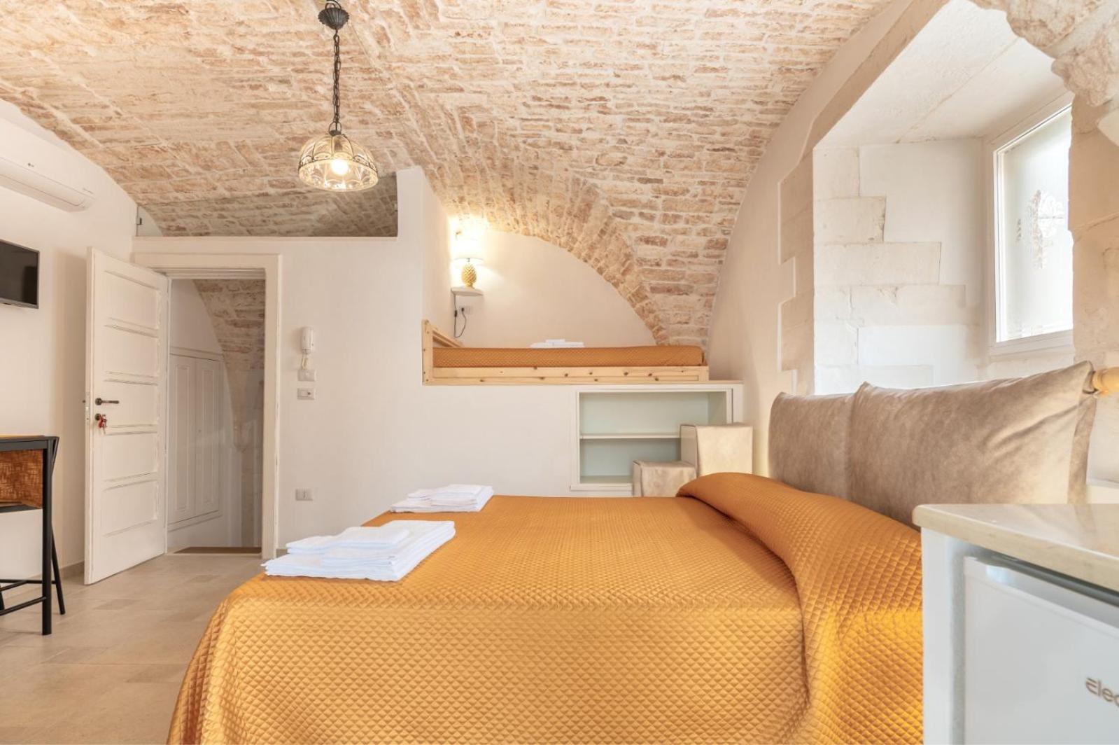 La Pietra Del Duca Bed & Breakfast Martina Franca Exterior photo